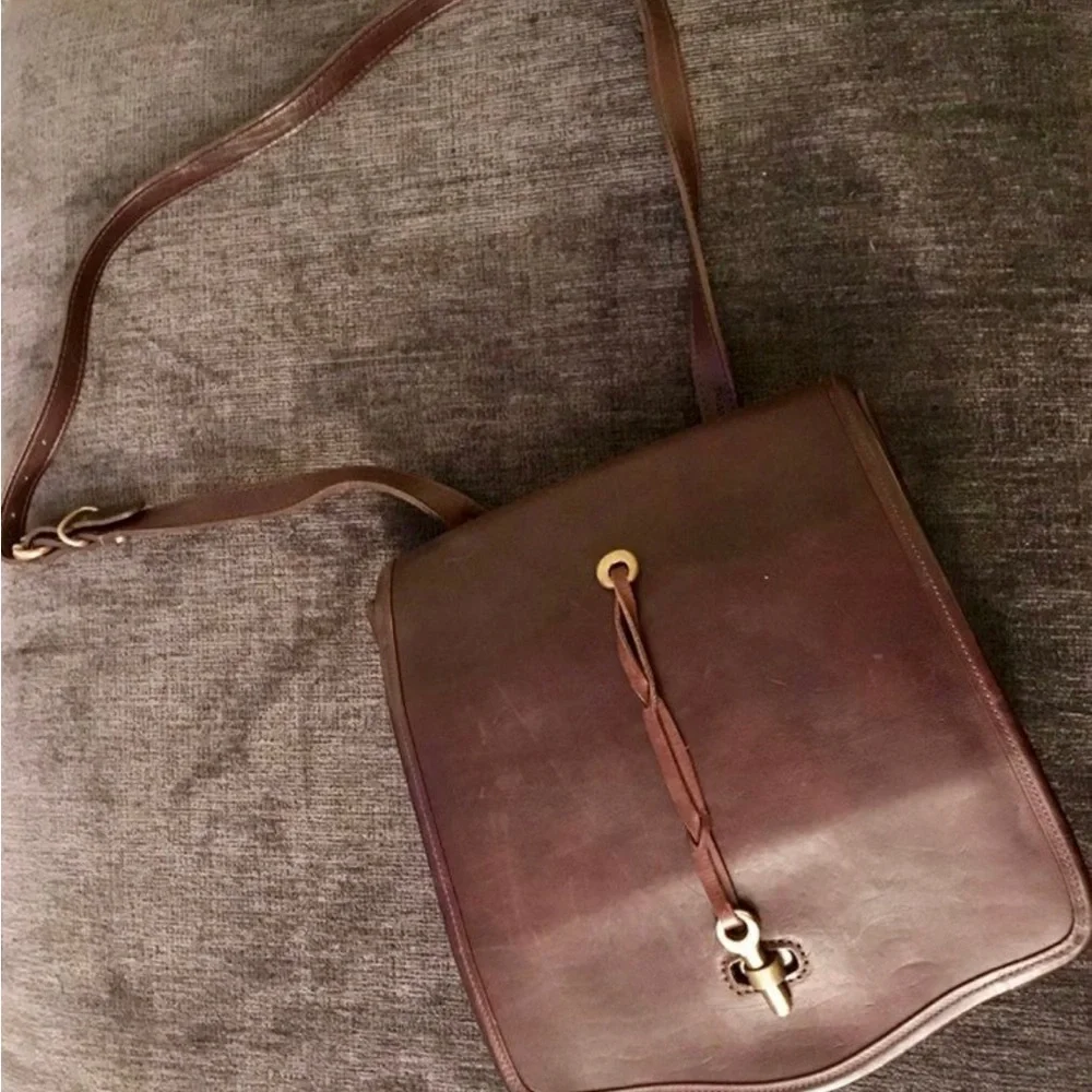 DKNY vintage saddle bag - Picture 2 of 11